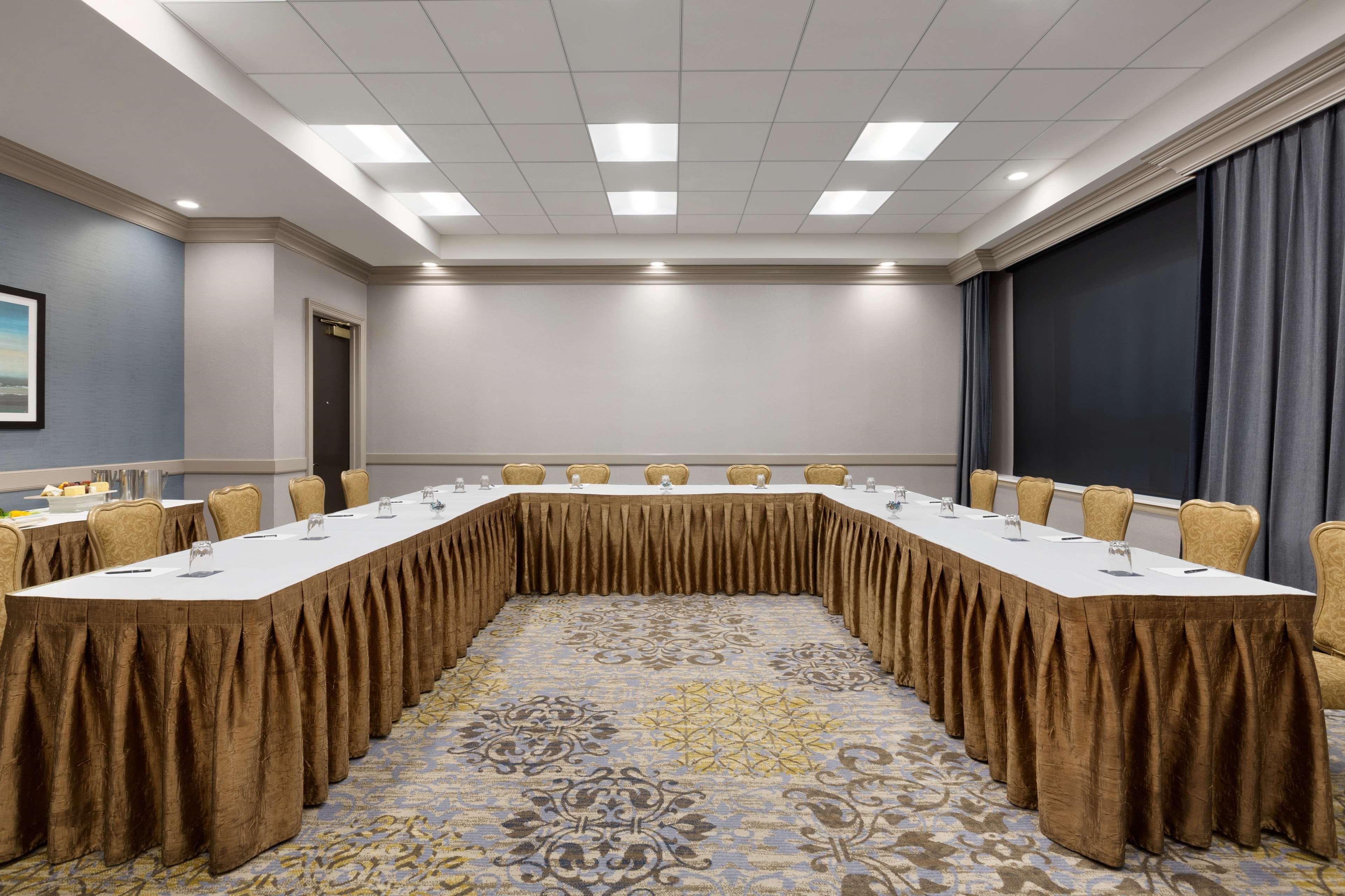 Hilton Philadelphia City Avenue Εξωτερικό φωτογραφία