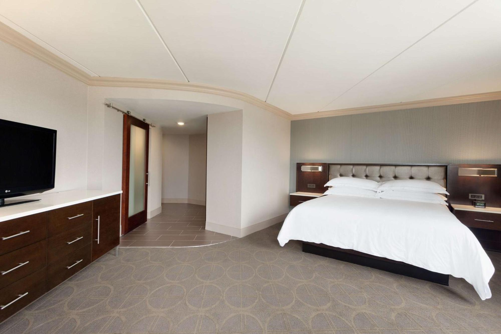 Hilton Philadelphia City Avenue Εξωτερικό φωτογραφία