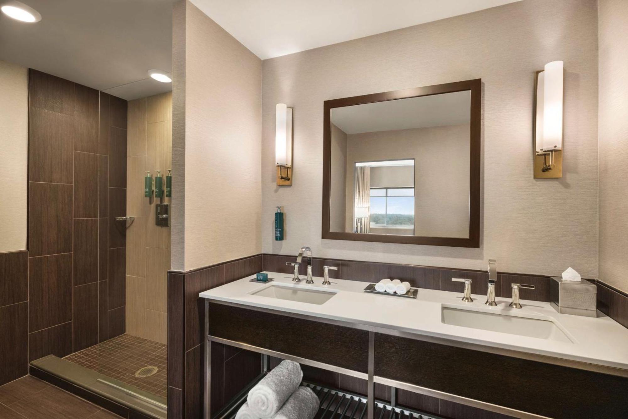 Hilton Philadelphia City Avenue Εξωτερικό φωτογραφία